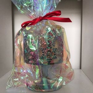 😍BATH &BODY WORKS GORGEOUS SNOWFLAKE CANDLEHOLDER WITH CANDLE-BRAND NEW!😍